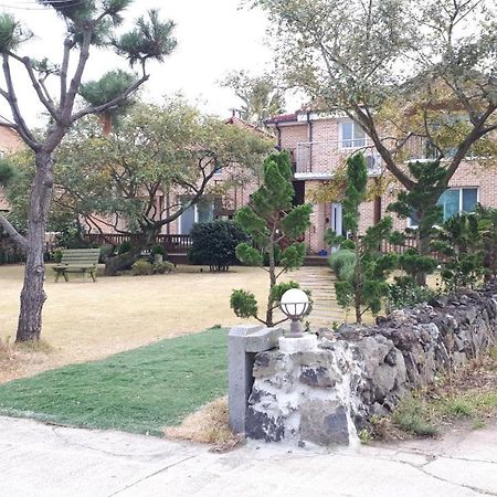 Jeju Olleh House Villa Exterior photo