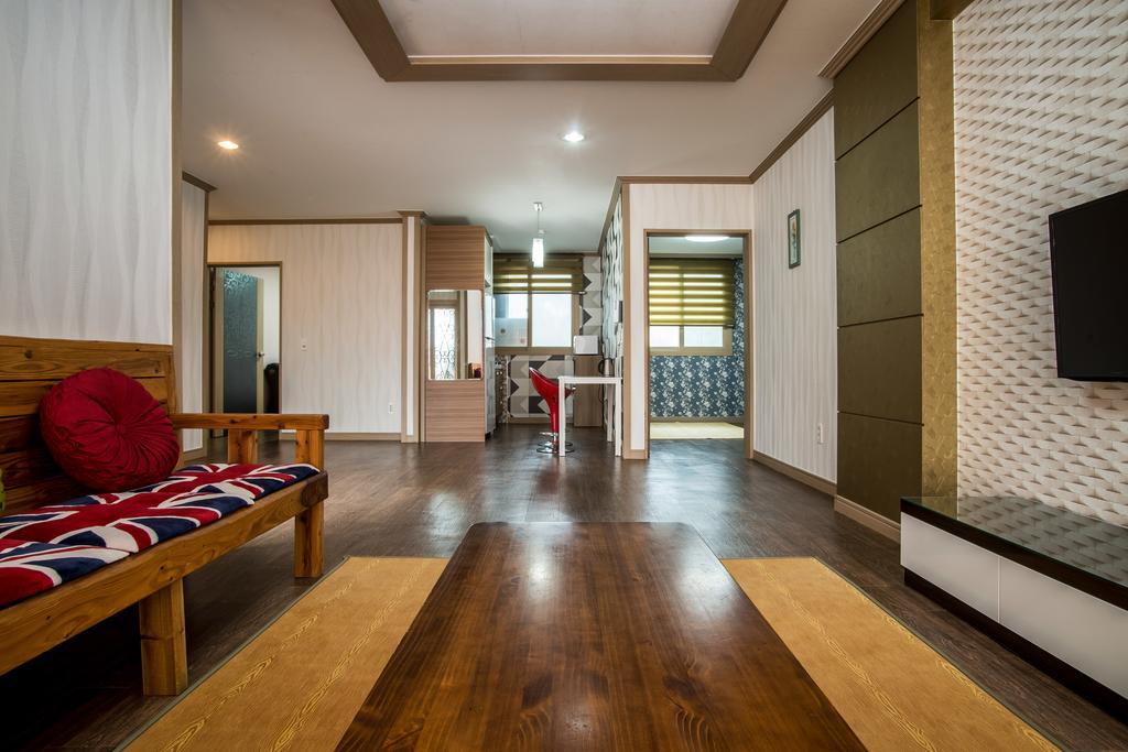 Jeju Olleh House Villa Exterior photo