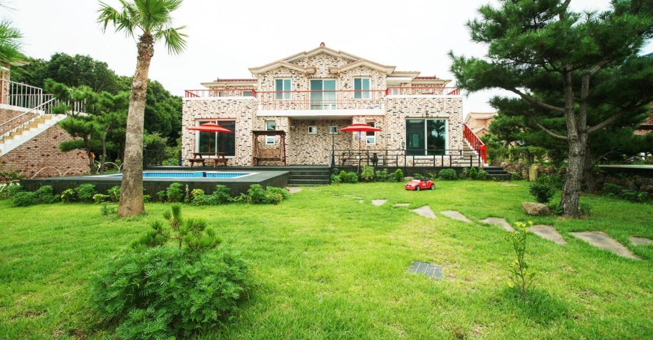 Jeju Olleh House Villa Exterior photo